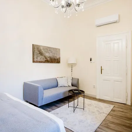 Apartment Andrassy 13 Center Budapest