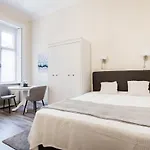 Διαμέρισμα Andrassy 13 Center